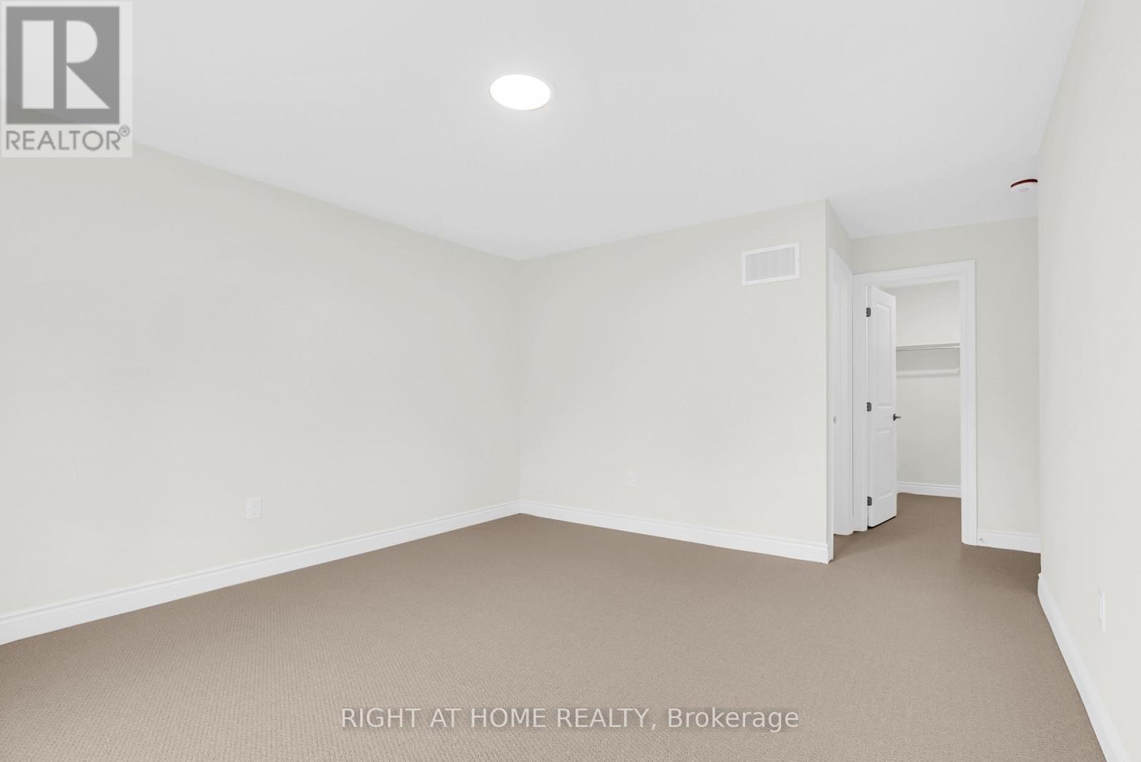 76 Ruby Ridge, Oro-Medonte, ON - Indoor Photo Showing Other Room