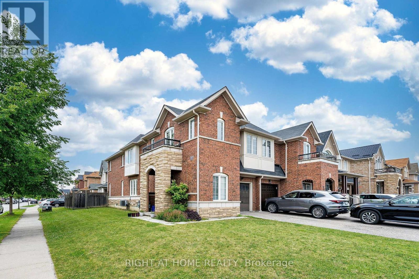 33 Drexel Road, Brampton, ON - Outdoor