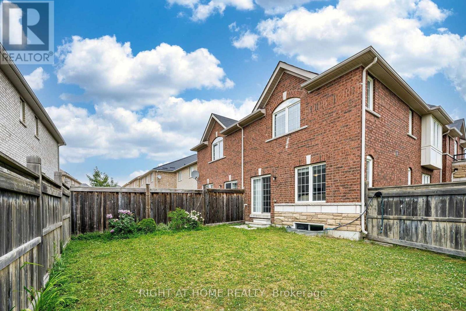 33 Drexel Road, Brampton, ON - Outdoor With Exterior