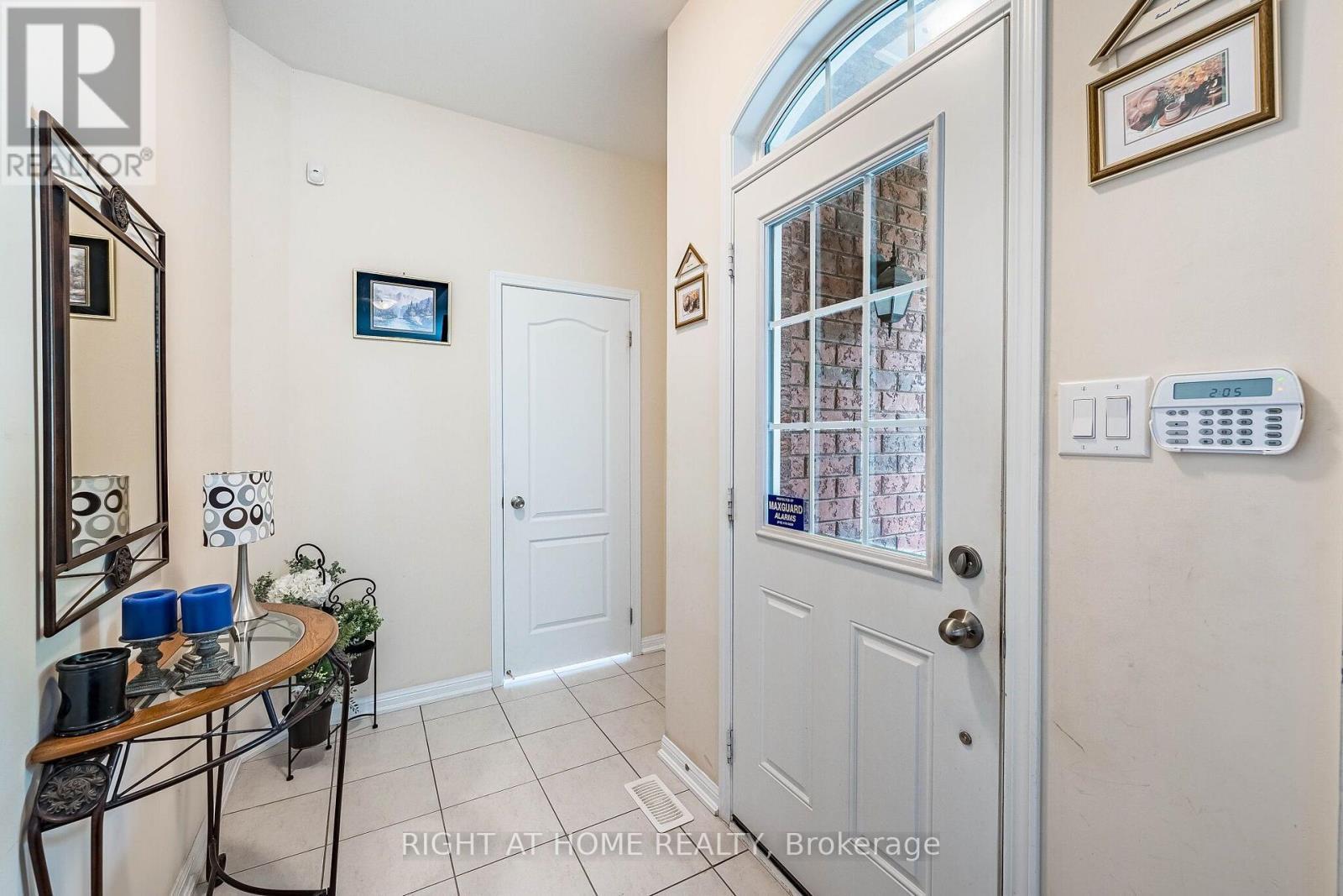 33 Drexel Road, Brampton, ON - Indoor Photo Showing Other Room