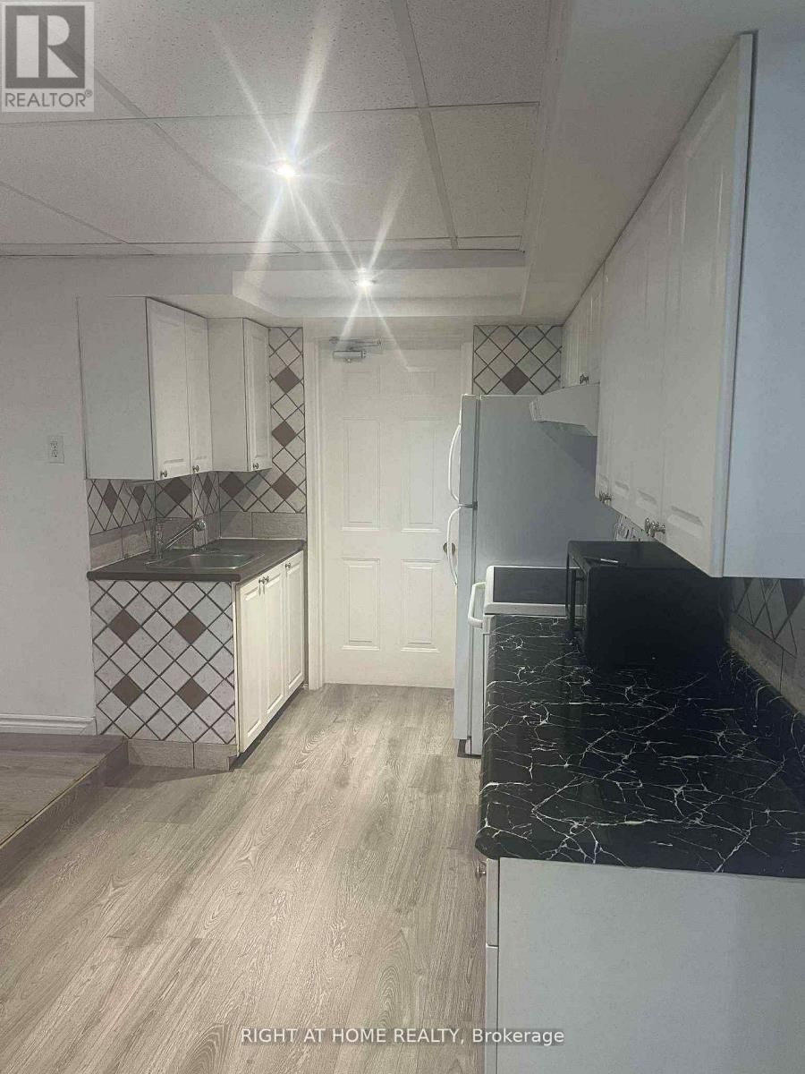 5409 Derry Road, Milton, ON - Indoor