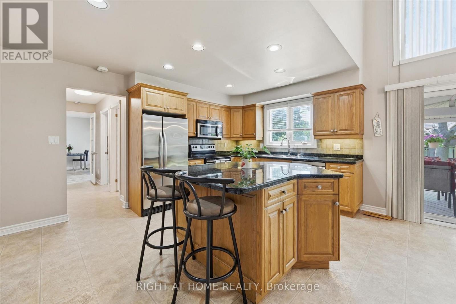 Primary Kitchen - Eat-in - 1 Idared Road, Hamilton, ON - Indoor Photo Showing Kitchen
