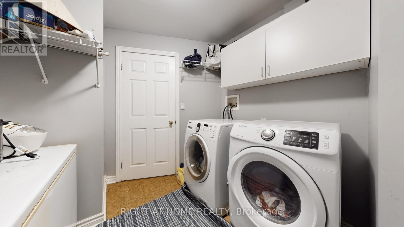 301 Garner Road E, Hamilton, ON - Indoor Photo Showing Laundry Room