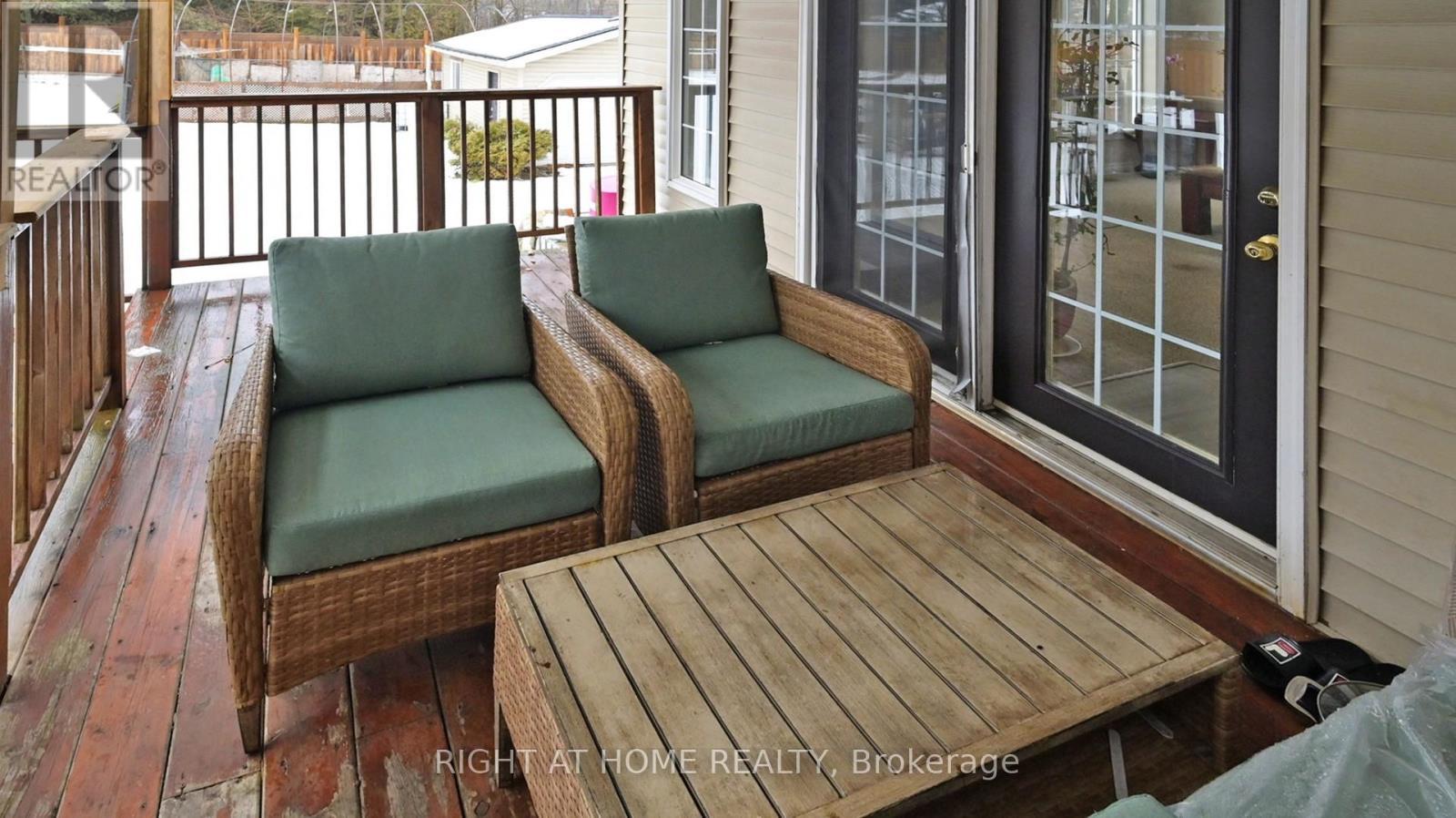 301 Garner Road E, Hamilton, ON - Outdoor With Exterior