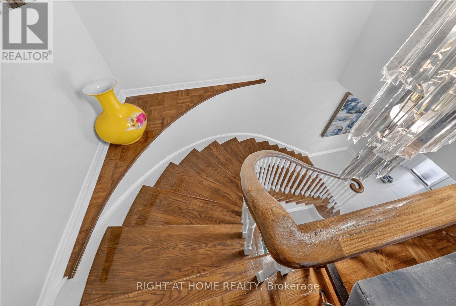 531 Wallenberg Crescent, Mississauga, ON - Indoor Photo Showing Other Room