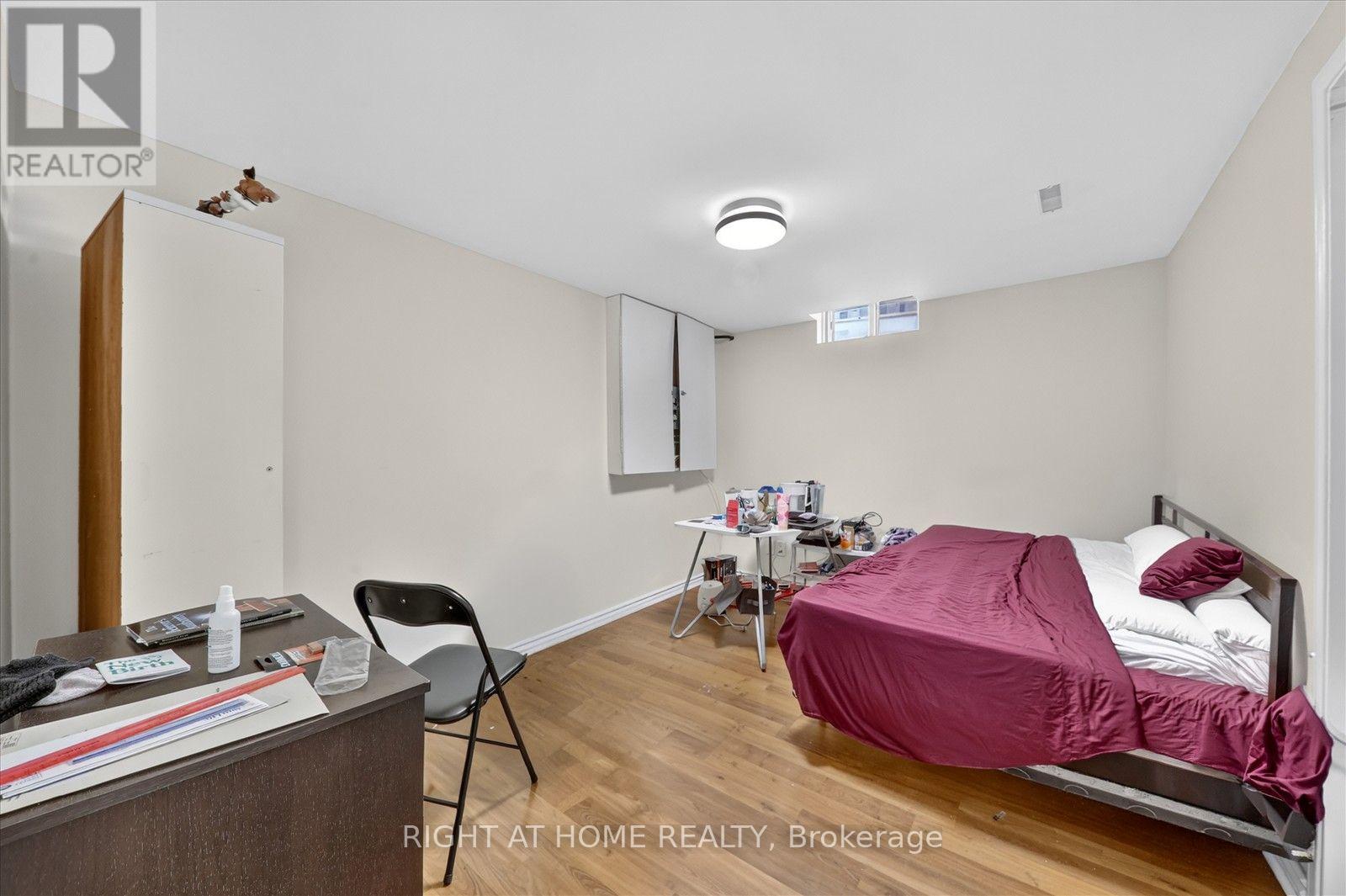531 Wallenberg Crescent, Mississauga, ON - Indoor