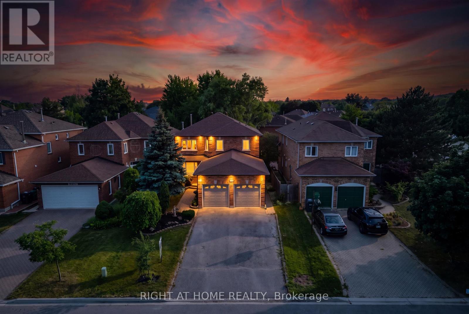 4345 Romfield Crescent, Mississauga, ON - Outdoor With Facade
