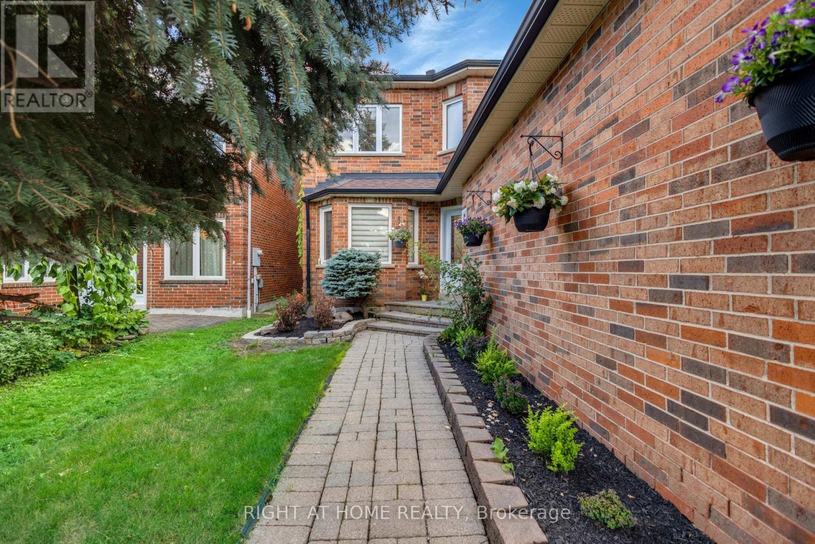 4345 Romfield Crescent, Mississauga, ON - Outdoor
