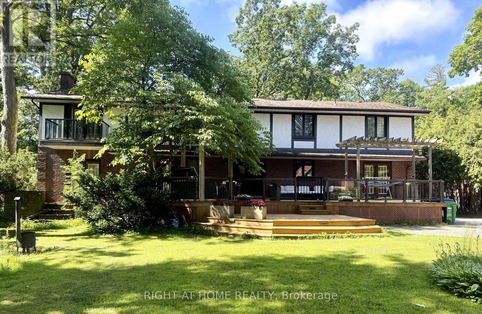2123 Gordon Drive, Mississauga, ON - Outdoor With Deck Patio Veranda