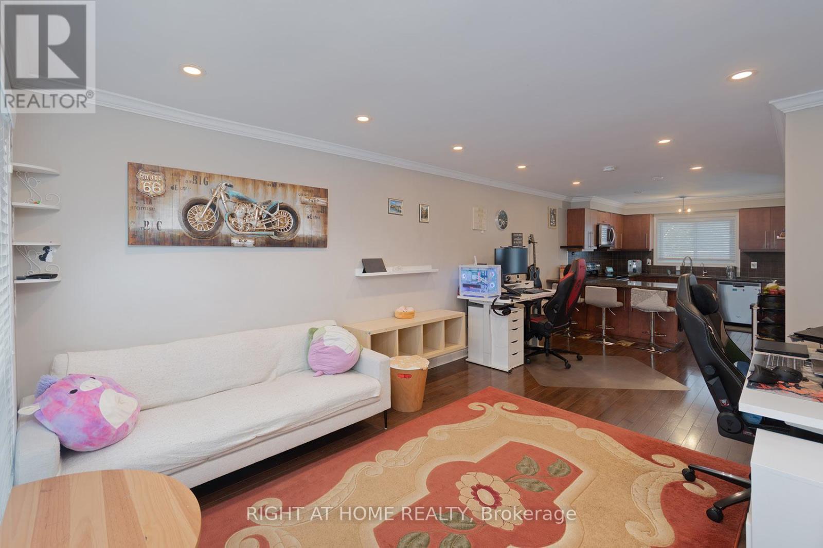 67 Willows Lane, Ajax, ON - Indoor Photo Showing Other Room