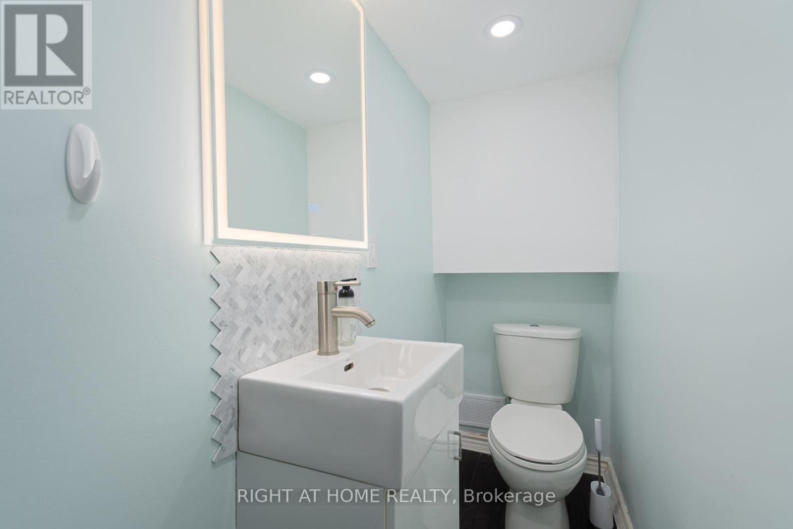 67 Willows Lane, Ajax, ON - Indoor Photo Showing Bathroom