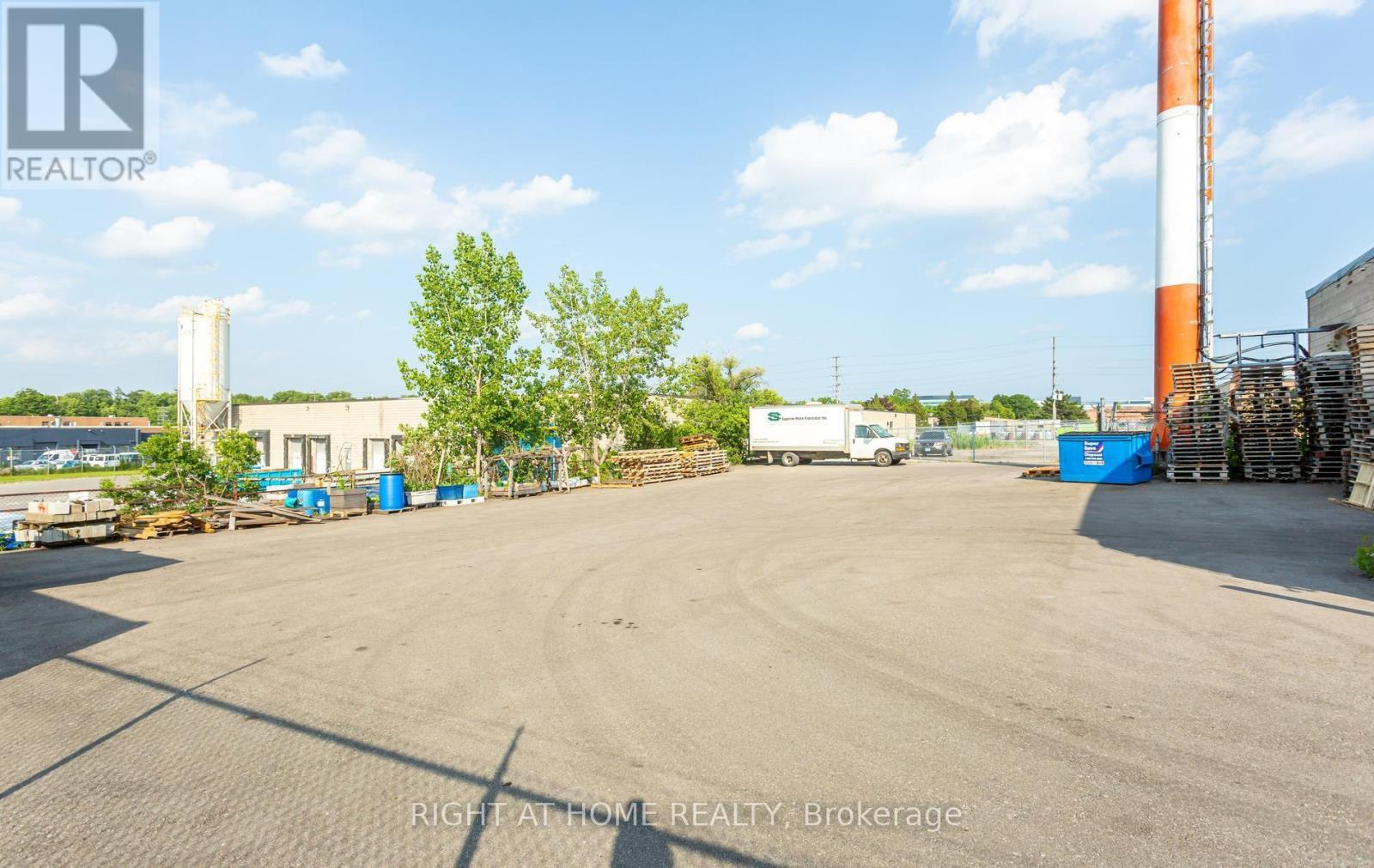 5277 Creekbank Road, Mississauga, ON