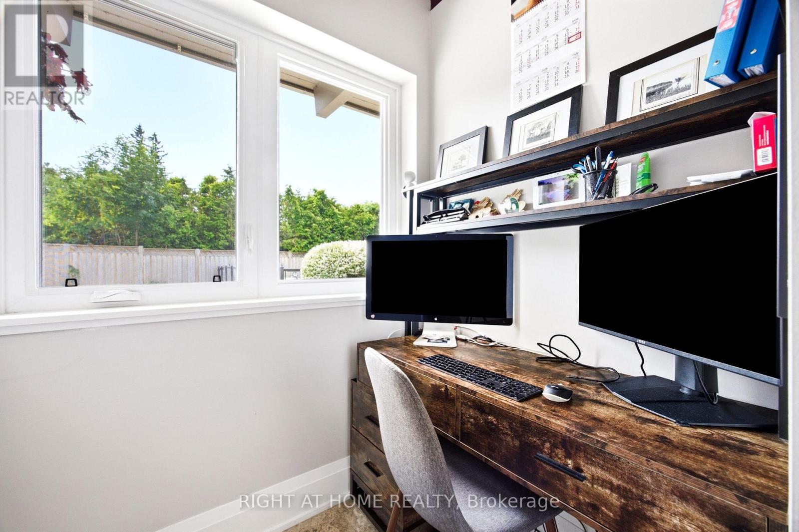 25260 Maple Beach Road, Brock, ON - Indoor