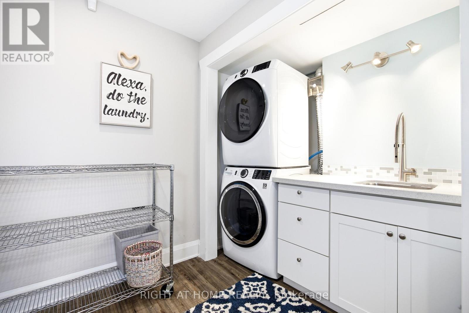 25260 Maple Beach Road, Brock, ON - Indoor Photo Showing Laundry Room