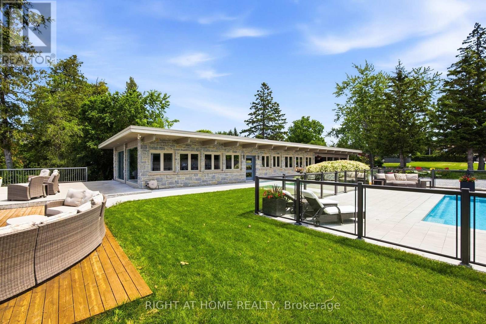25260 Maple Beach Road, Brock, ON - Outdoor With In Ground Pool