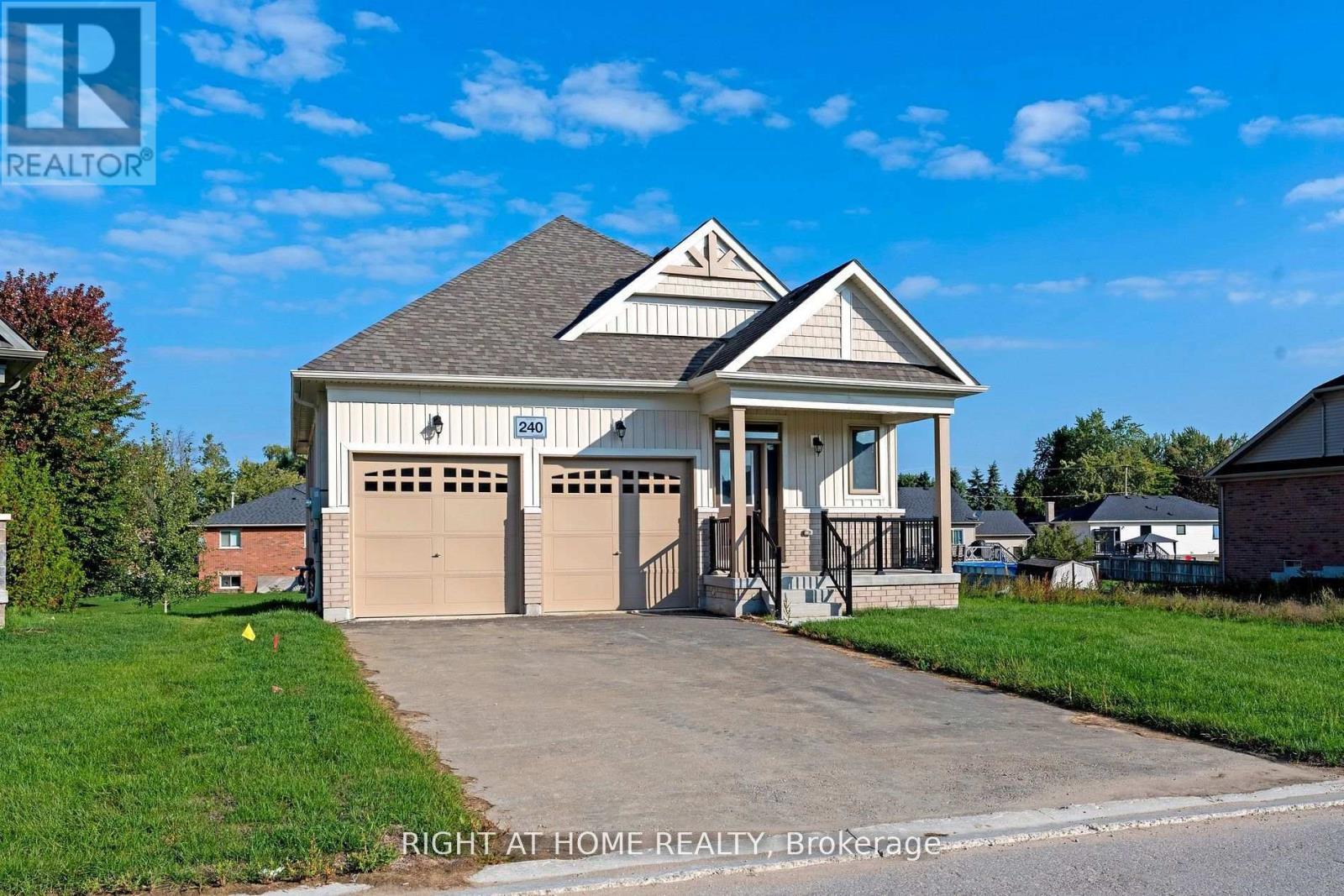 240 Wilcox Drive, Clearview, ON - Outdoor