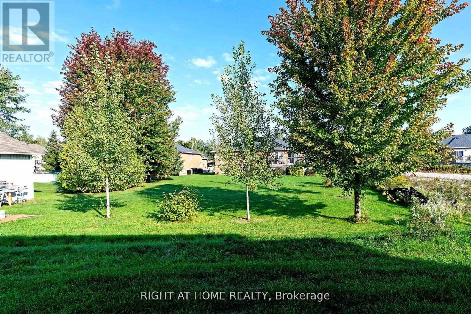 240 Wilcox Drive, Clearview, ON - Outdoor