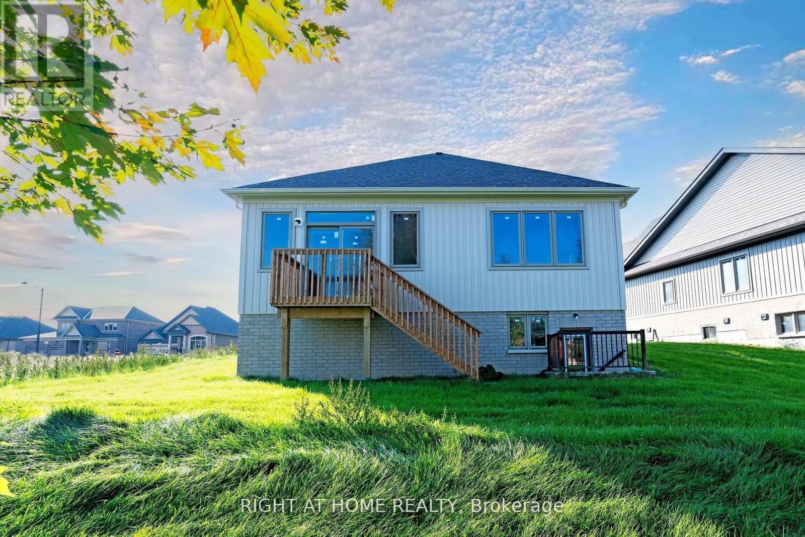 240 Wilcox Drive, Clearview, ON - Outdoor