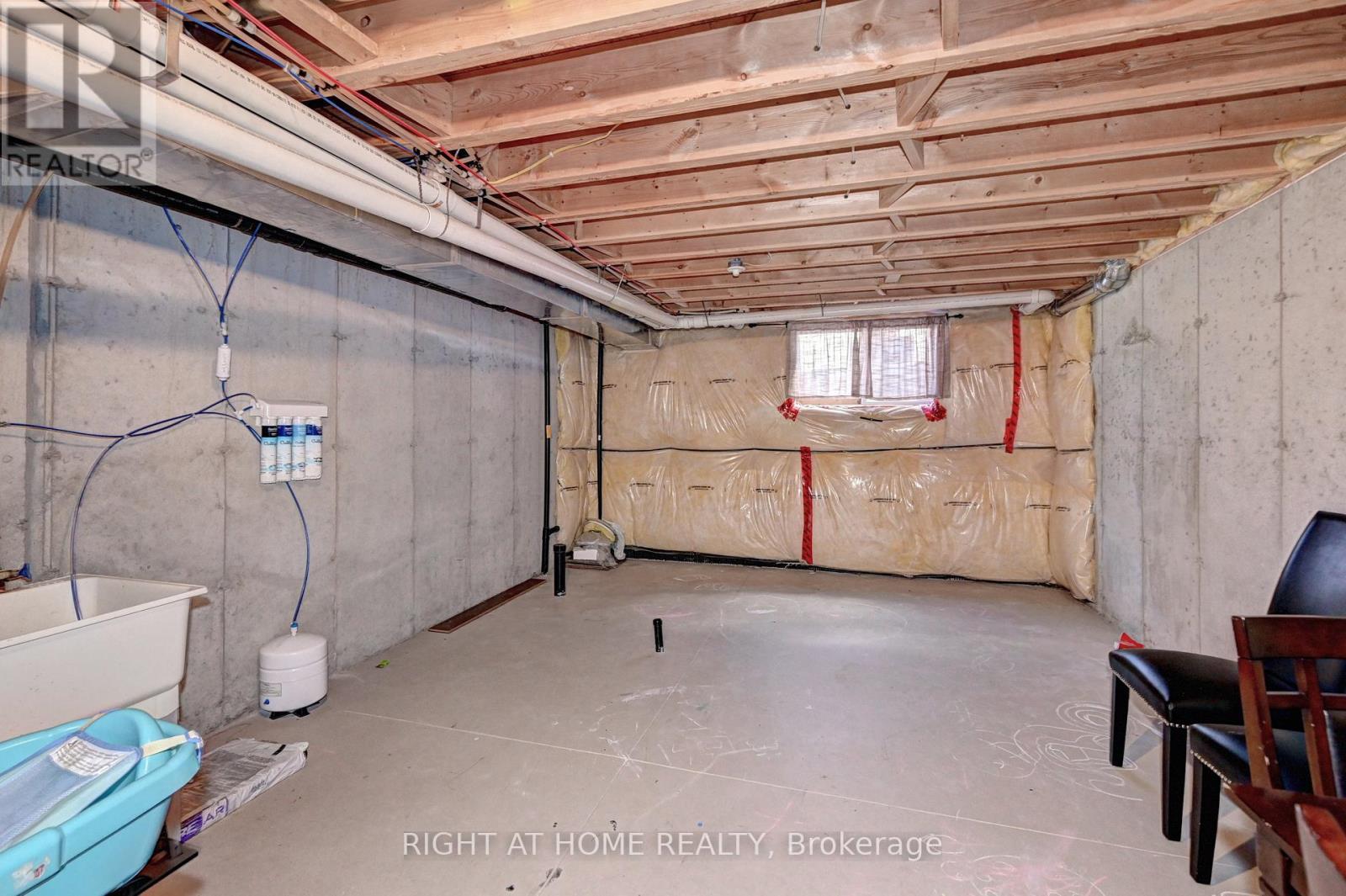 33 Mussen Street, Guelph, ON - Indoor Photo Showing Basement