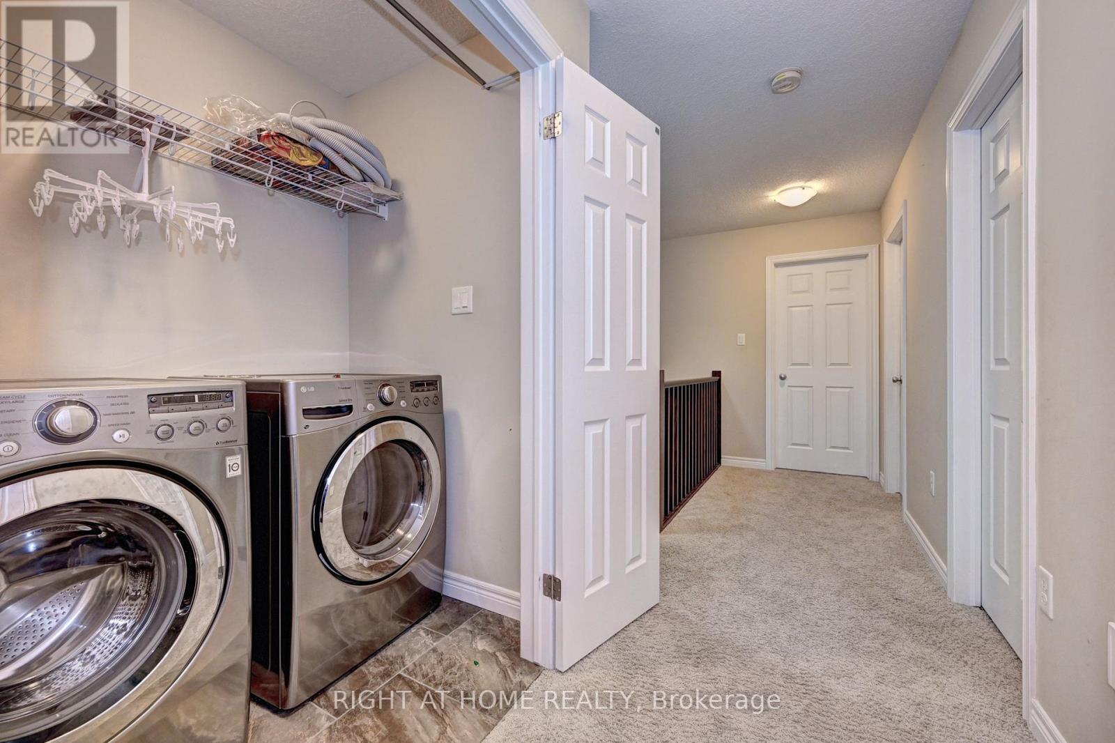 33 Mussen Street, Guelph, ON - Indoor Photo Showing Laundry Room