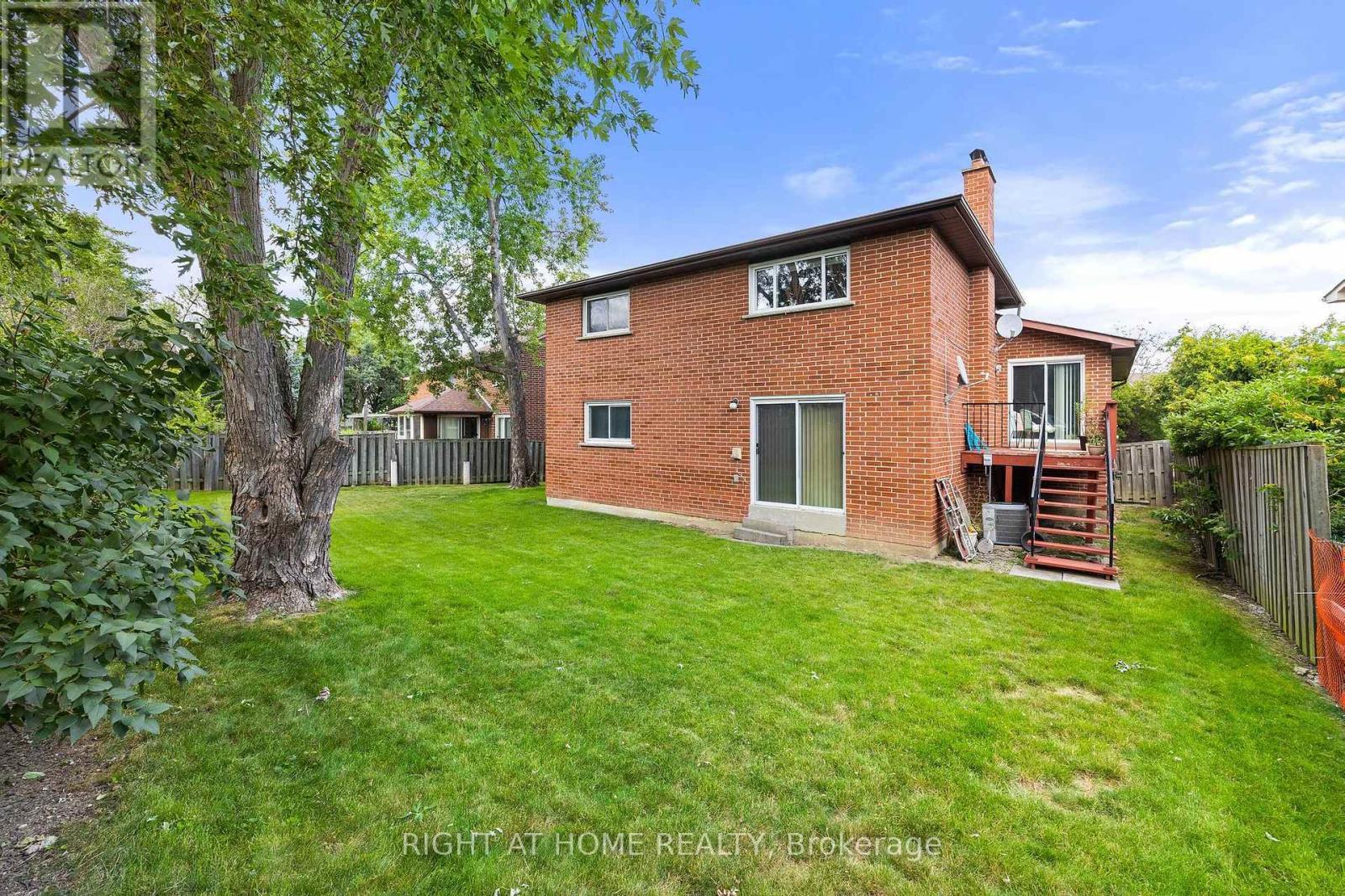 764 Willowbank Trail, Mississauga, ON - Outdoor With Exterior