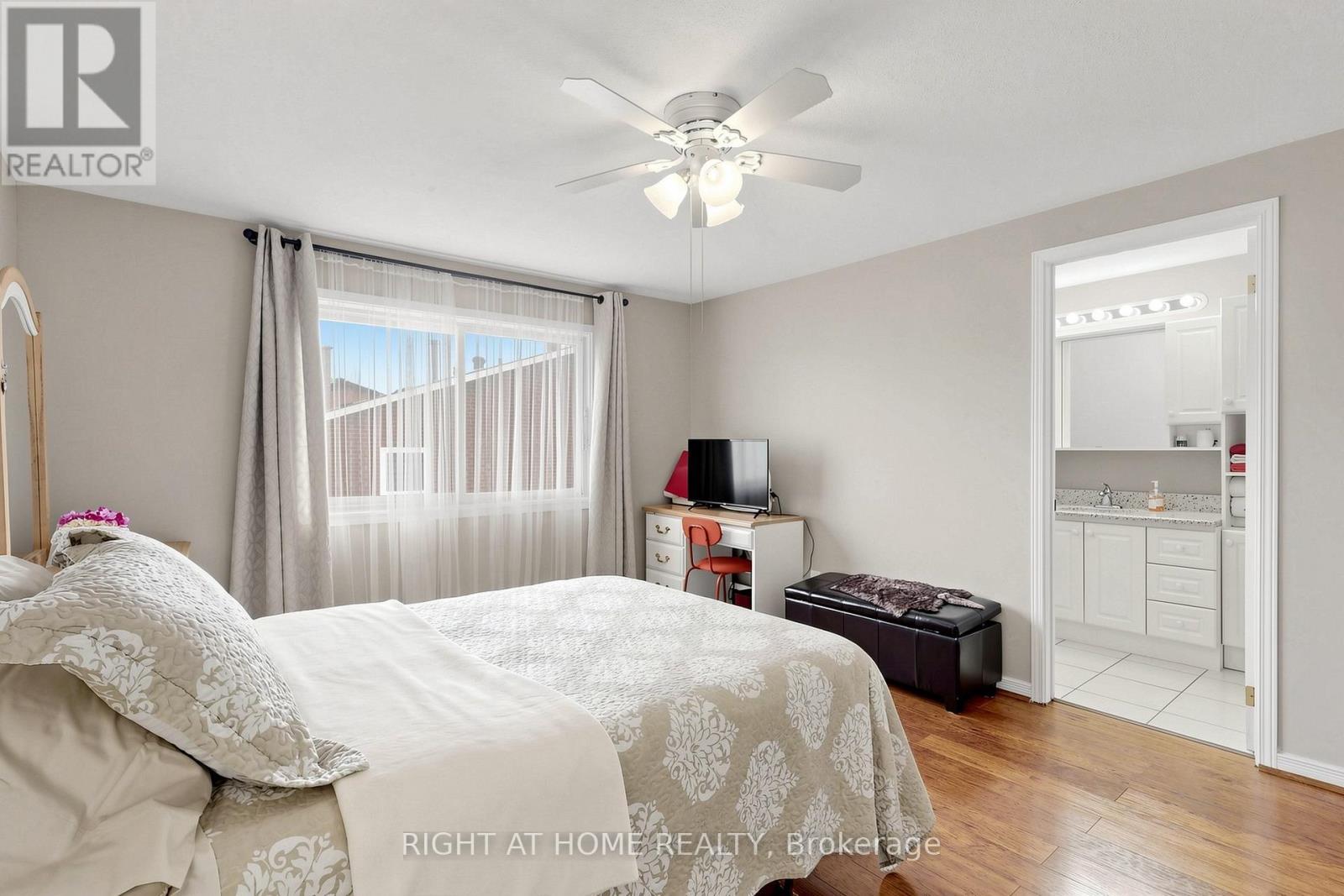 73 Pepler Place, Barrie, ON - Indoor Photo Showing Bedroom