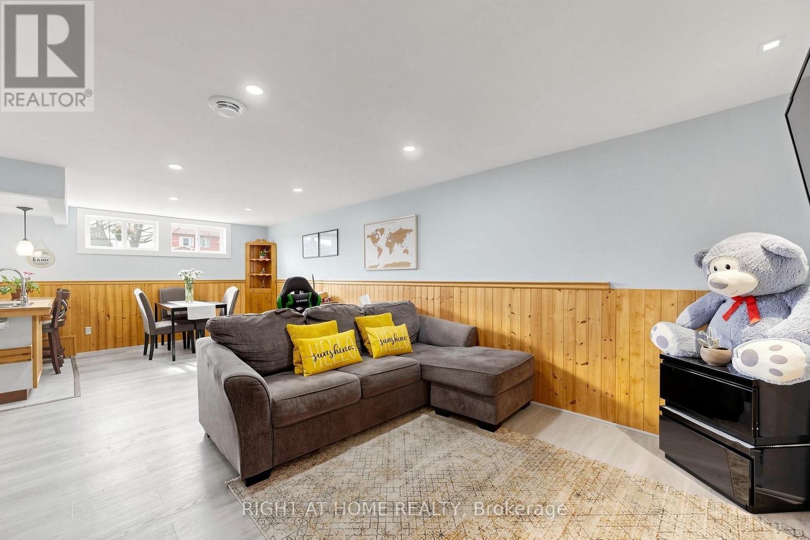 73 Pepler Place, Barrie, ON - Indoor Photo Showing Other Room