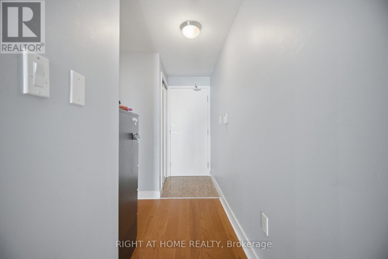 2107 - 10 Navy Wharf Court, Toronto, ON - Indoor Photo Showing Other Room