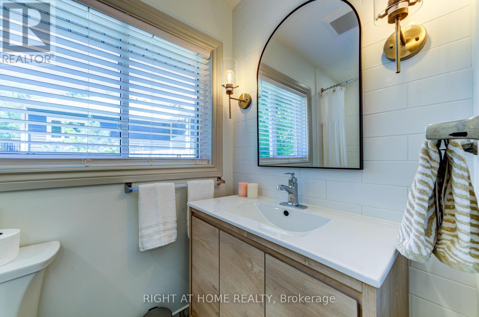 214 Desroches Trail, Tiny, ON - Indoor Photo Showing Bathroom
