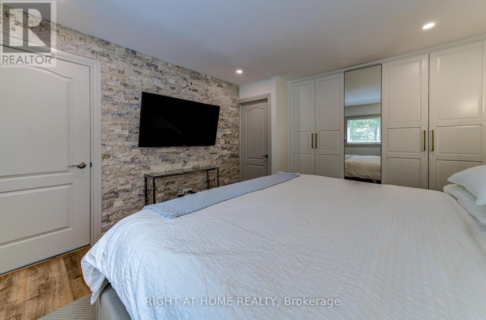 214 Desroches Trail, Tiny, ON - Indoor Photo Showing Bedroom