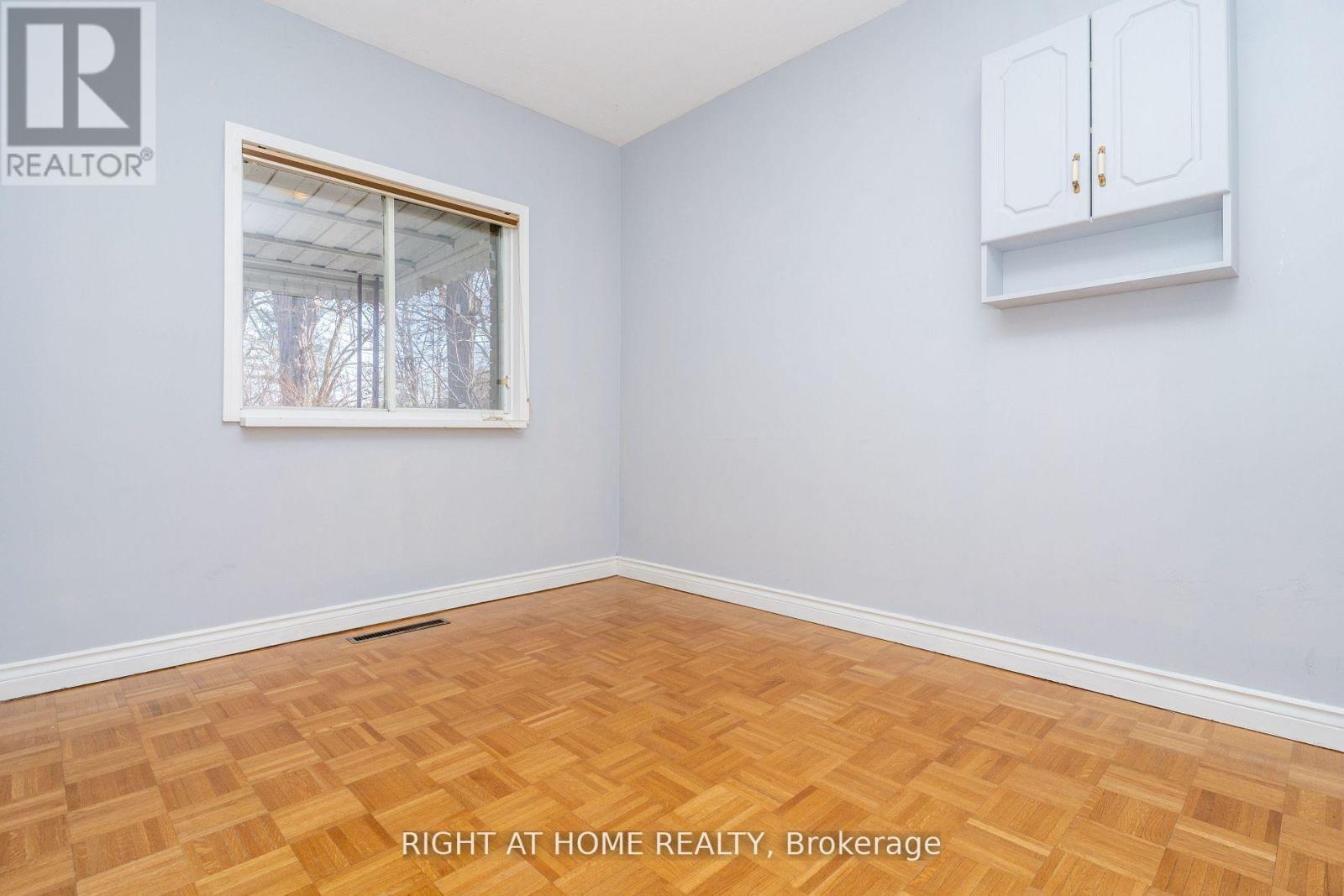 1045 Deta Road, Mississauga, ON - Indoor Photo Showing Other Room