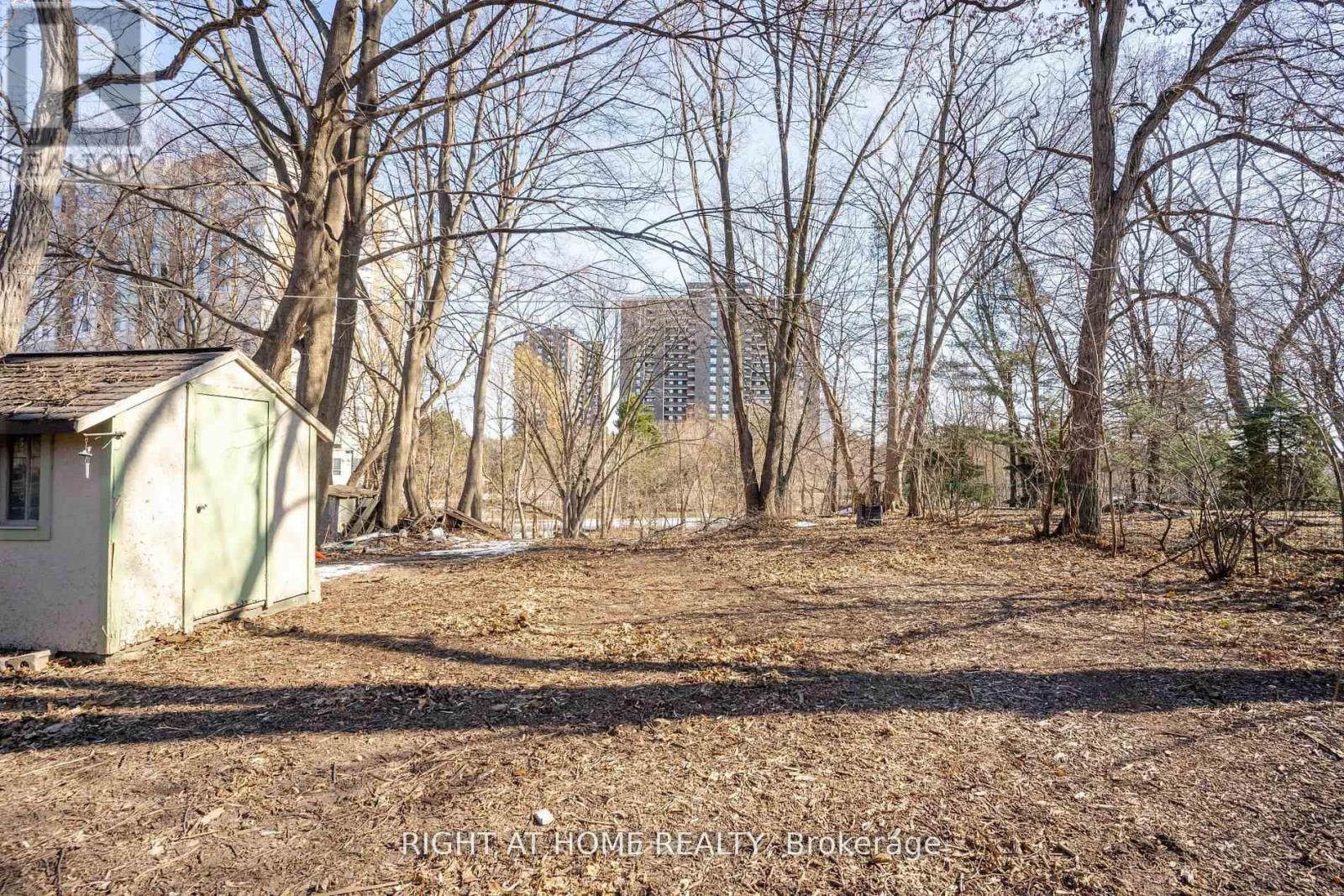 1045 Deta Road, Mississauga, ON - Outdoor