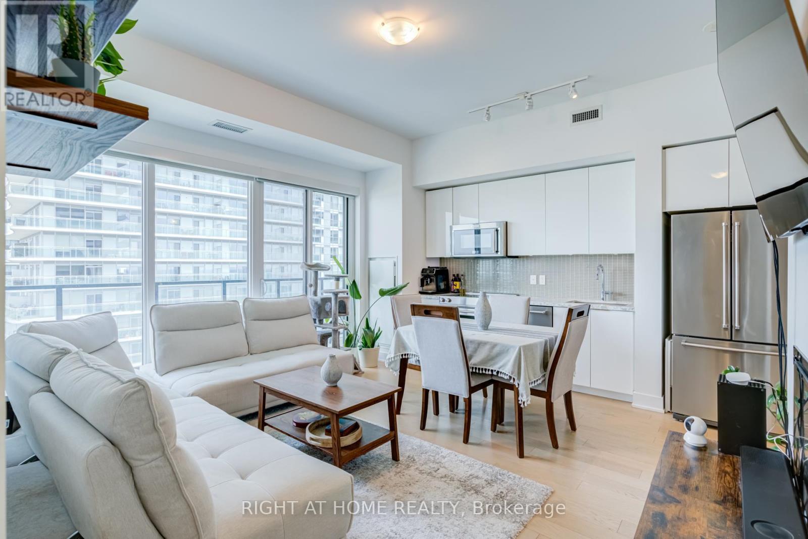 1413 - 30 Shore Breeze Drive, Toronto, ON - Indoor