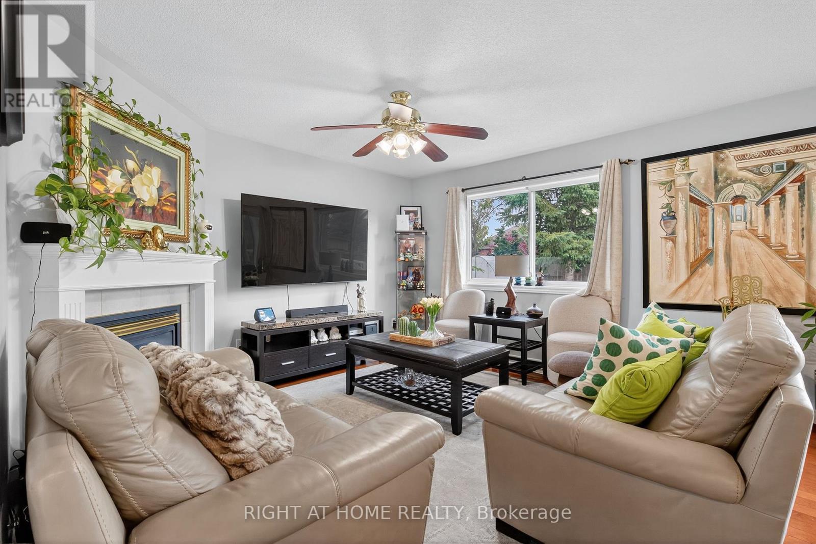3 Player Drive, Barrie, ON - Indoor Photo Showing Living Room With Fireplace