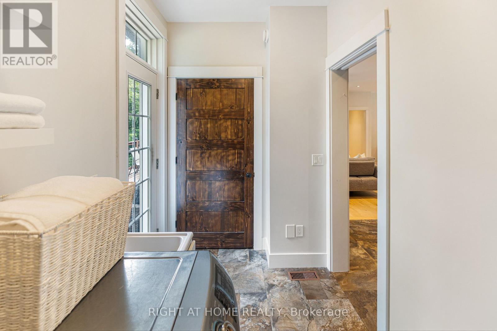 590 Golf Course Road, Douro-Dummer, ON - Indoor