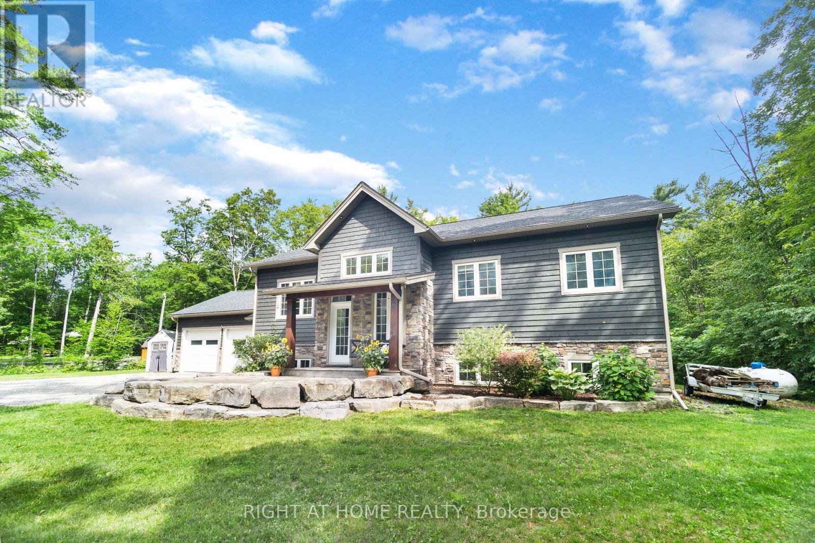 590 Golf Course Road, Douro-Dummer, ON - Outdoor With Deck Patio Veranda