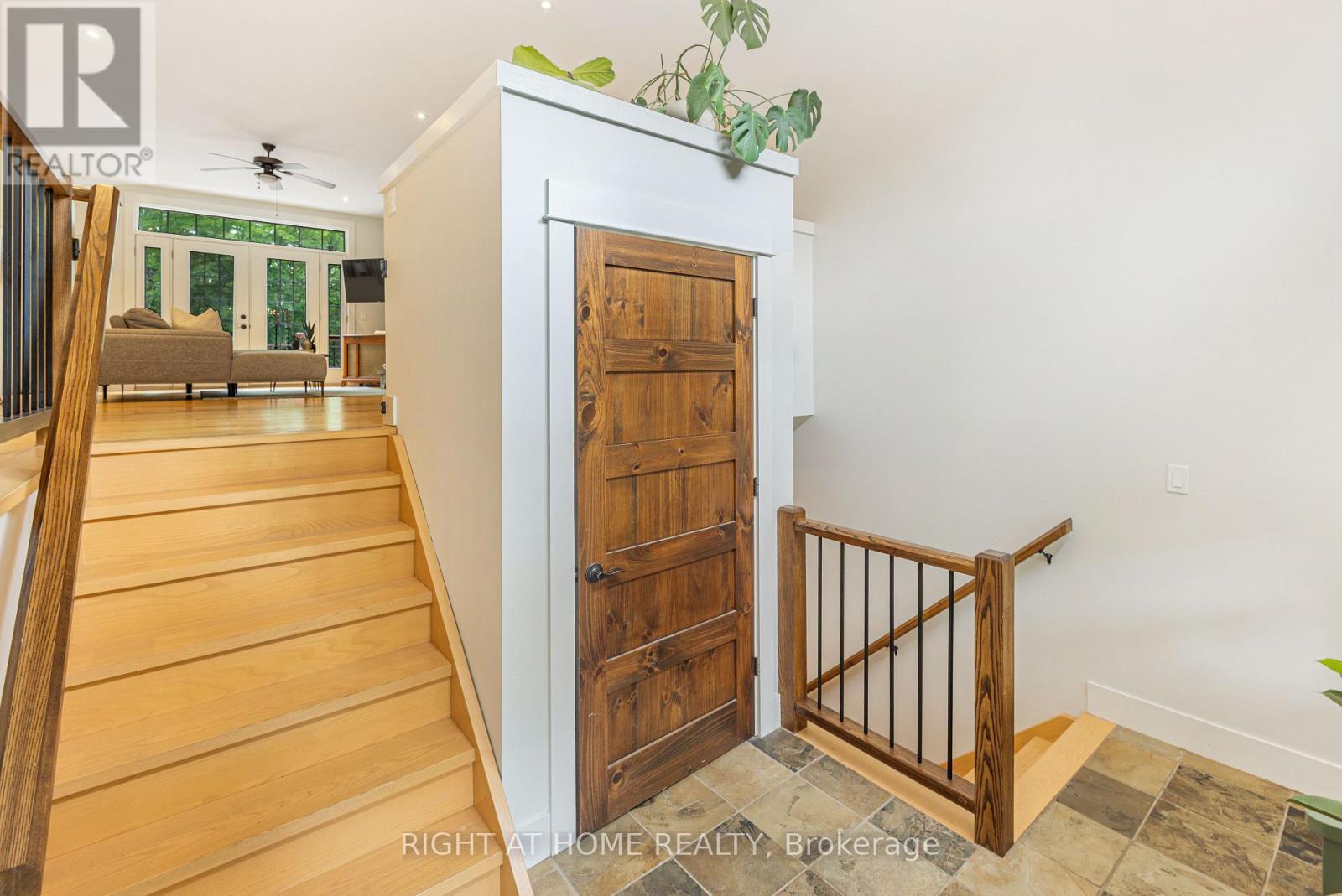 590 Golf Course Road, Douro-Dummer, ON - Indoor Photo Showing Other Room