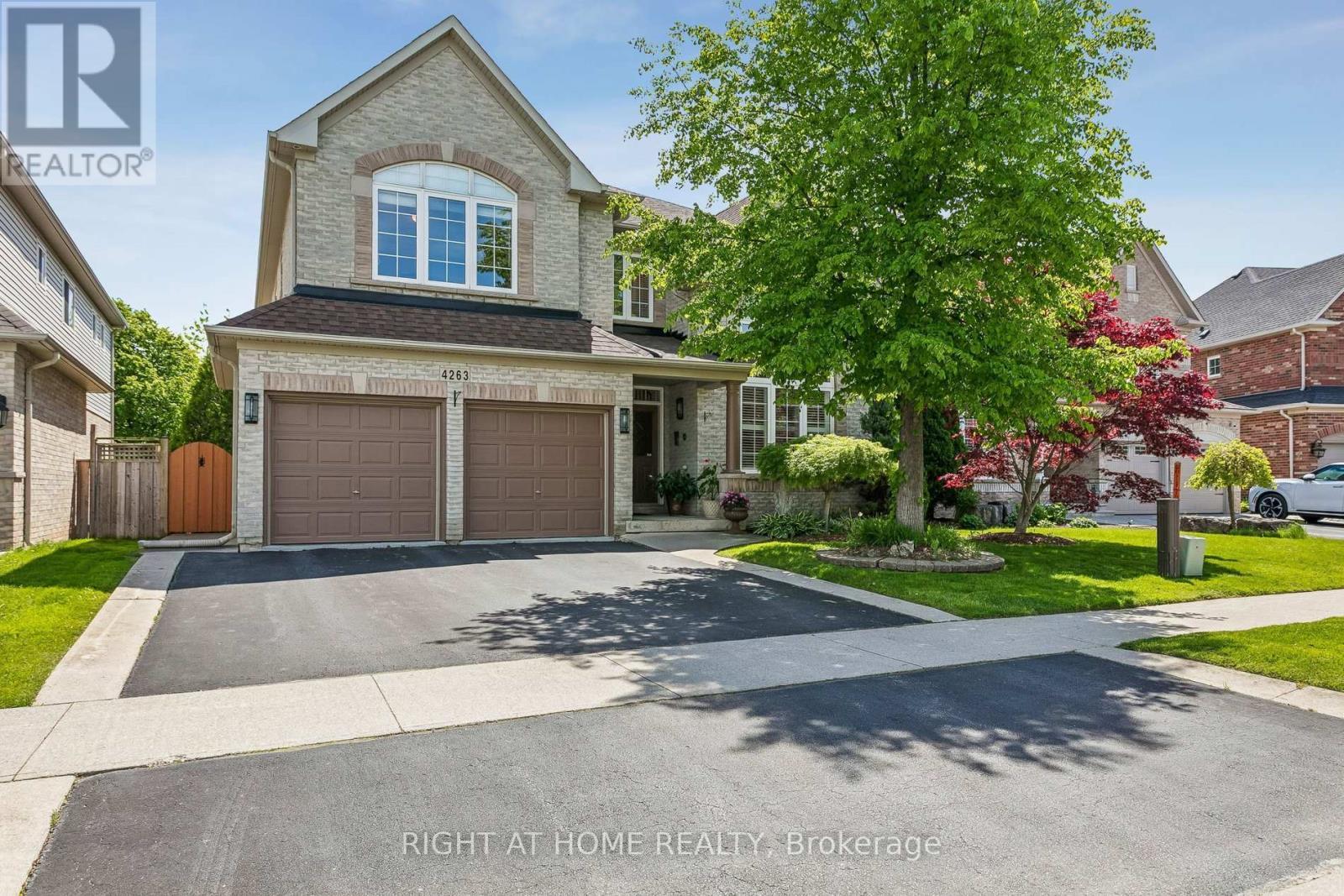 4263 Couples Crescent, Burlington, ON