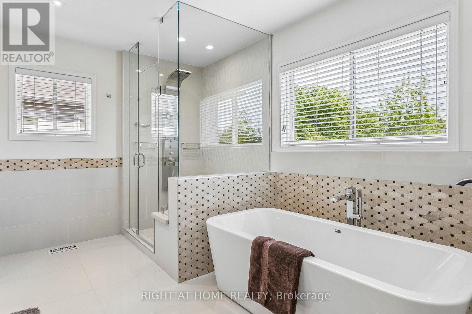 4263 Couples Crescent, Burlington, ON