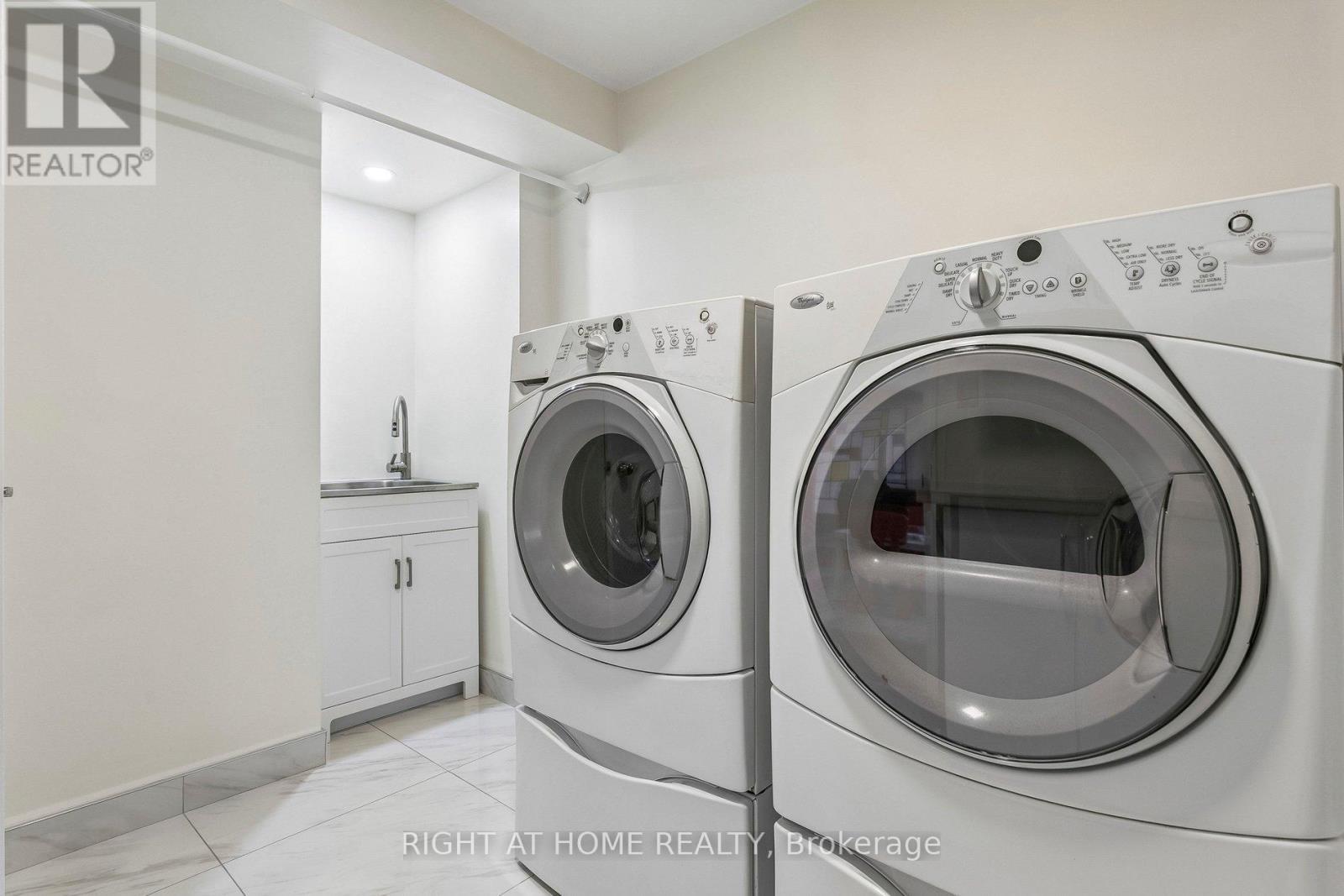 4263 Couples Crescent, Burlington, ON