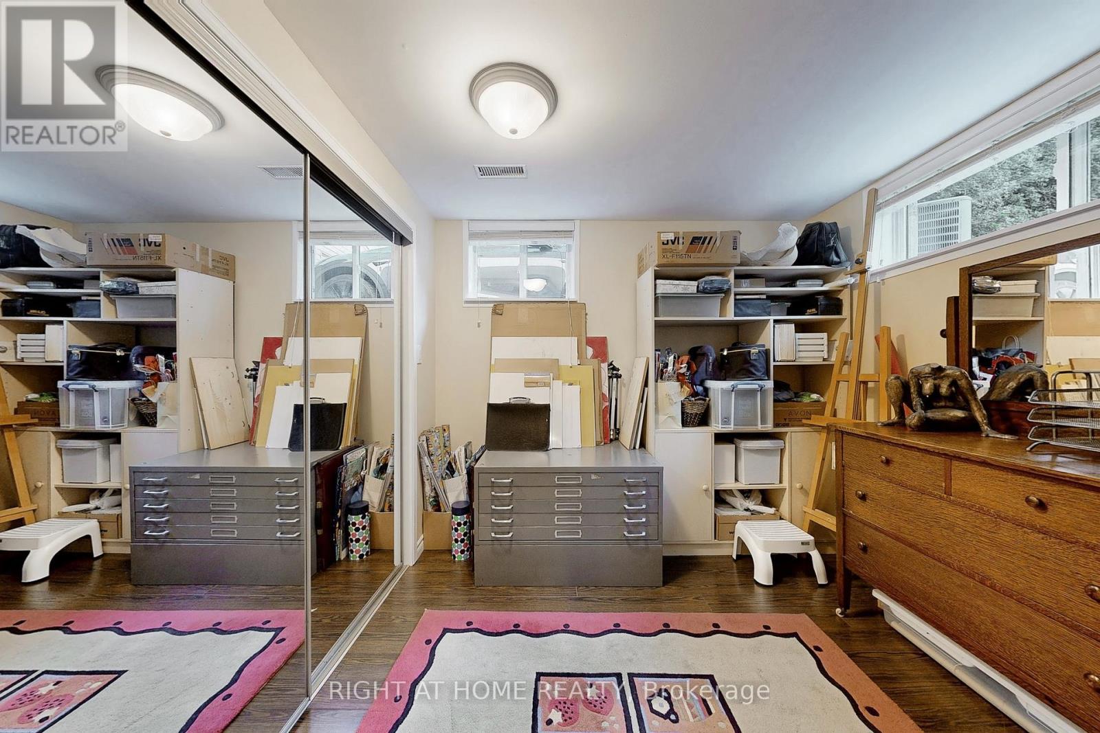 907 Fourth Street, Mississauga, ON - Indoor