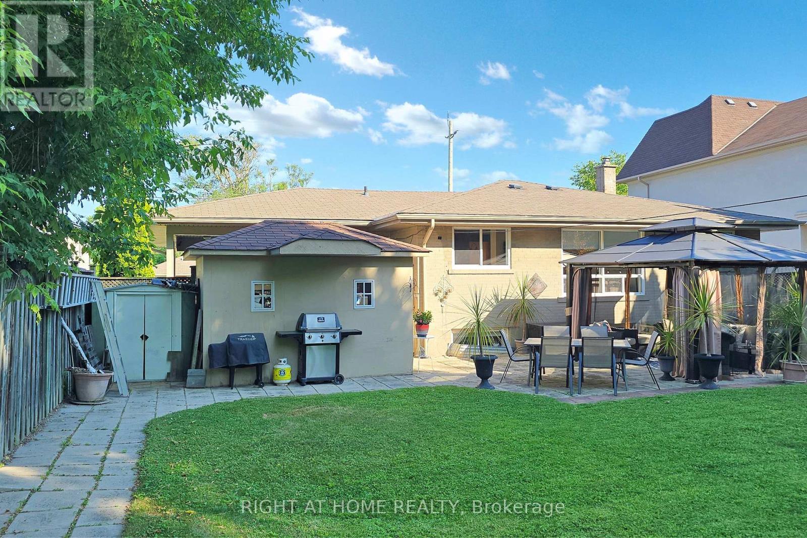907 Fourth Street, Mississauga, ON - Outdoor With Deck Patio Veranda