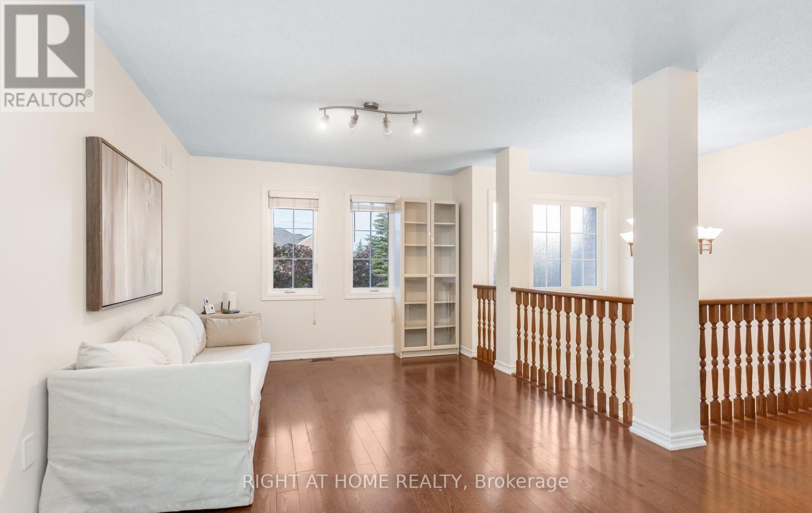3081 Baron Drive, Mississauga, ON - Indoor Photo Showing Other Room