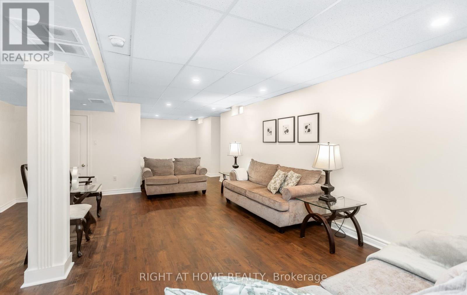 3081 Baron Drive, Mississauga, ON - Indoor