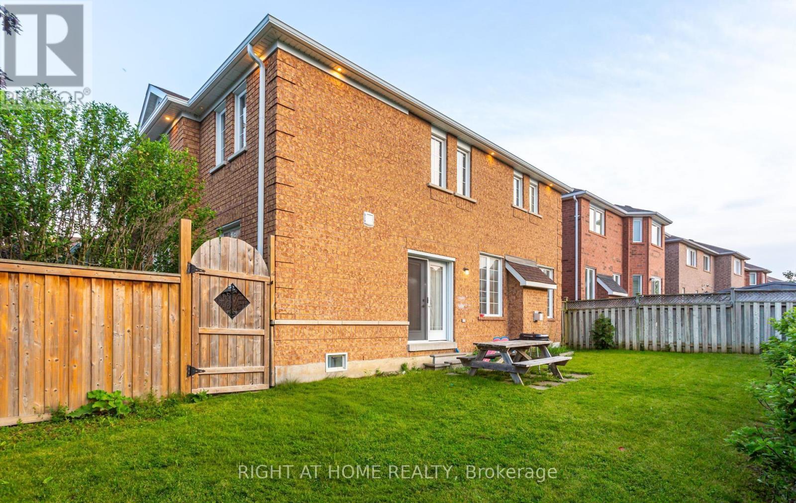 3081 Baron Drive, Mississauga, ON - Outdoor With Exterior