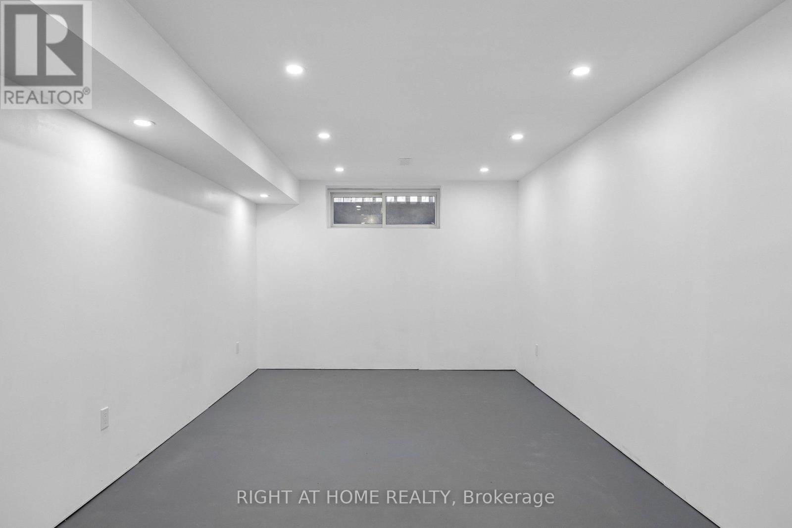 46 Tidefall Drive, Toronto, ON - Indoor
