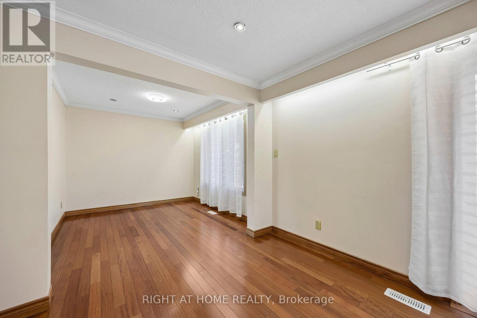 46 Tidefall Drive, Toronto, ON - Indoor Photo Showing Other Room