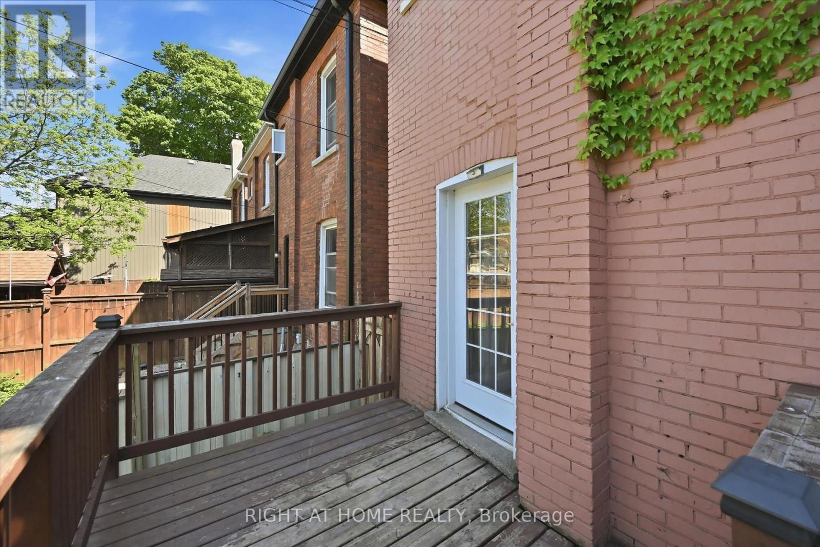 343 Cumberland Avenue, Hamilton, ON - Outdoor With Exterior