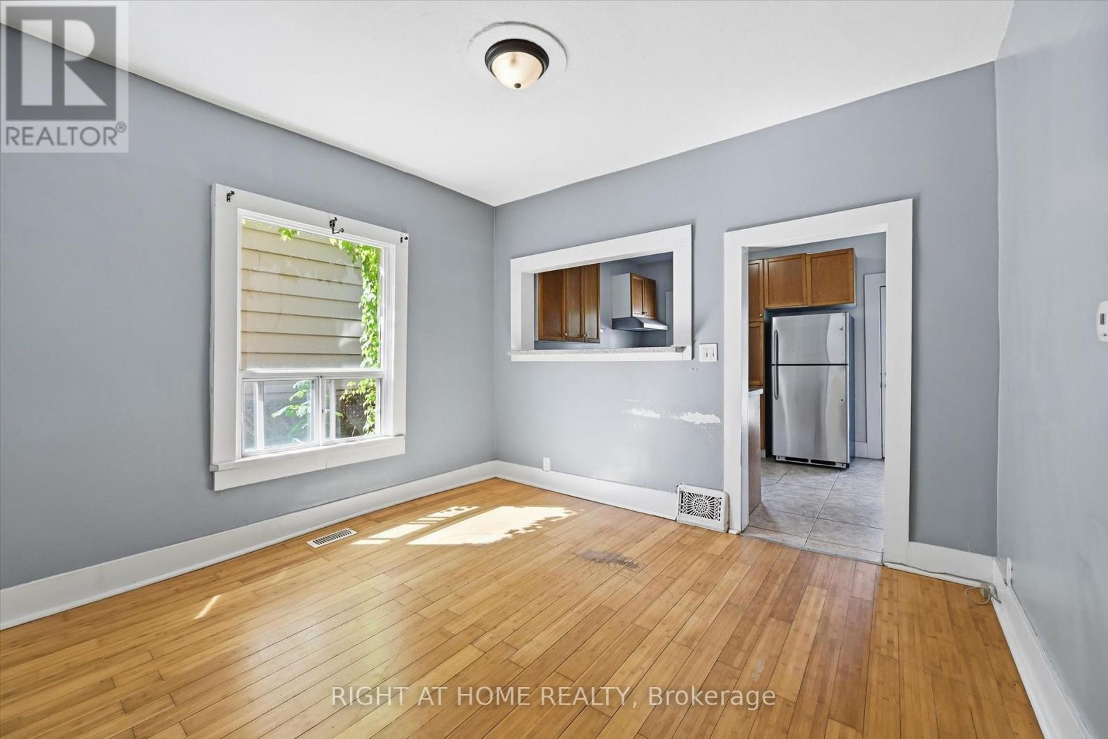 343 Cumberland Avenue, Hamilton, ON - Indoor Photo Showing Other Room