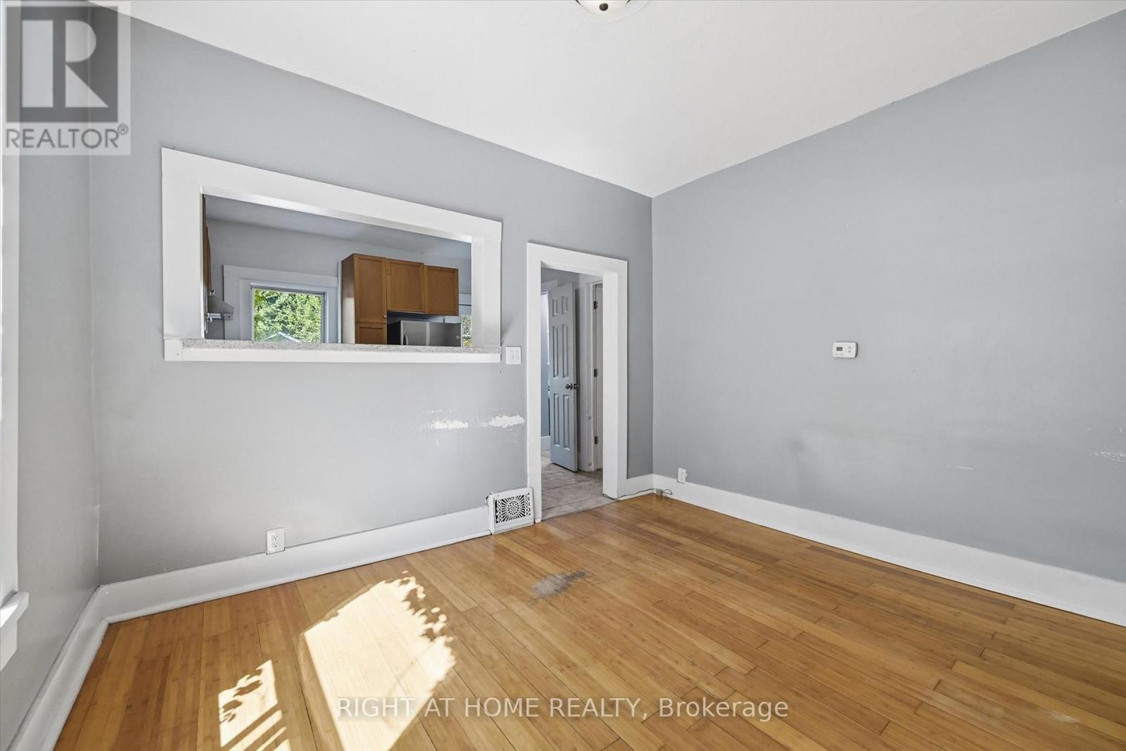 343 Cumberland Avenue, Hamilton, ON - Indoor Photo Showing Other Room
